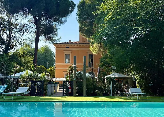 Hotel Con Piscina Meraville